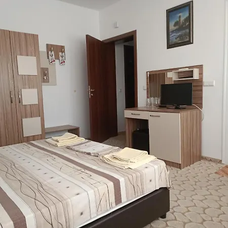 Guest house Нептун Sveti Vlas