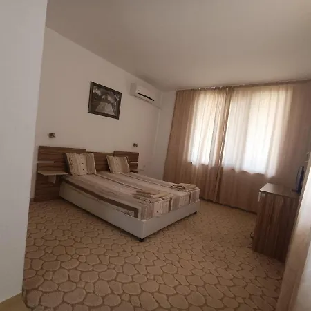 Нептун Sveti Vlas